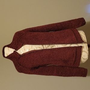 ladies burgundy sweater sz M